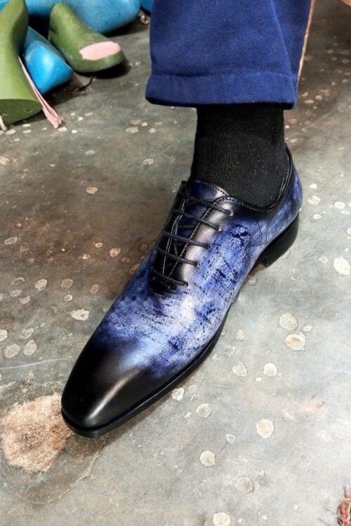 Model Nerziwa Homme en Cuir de Veau Bicolore Patiné Sky Blue – Fabrication Artisanale